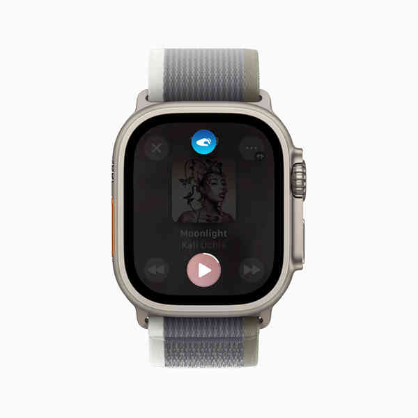 Apple-Watch-Ultra-2-double-tap-gesture-Apple-Music-230912_inline.jpg.large.jpg