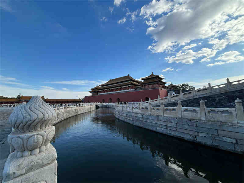 Apple_Shot-on-iPhone_Shot-on-iPhone-15-Plus-with-the-Ultrawide-camera-by-AlexJ-Beijing.jpg