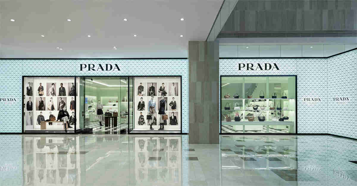 2. PRADA青島海信廣場(chǎng)店煥新升級(jí).jpg